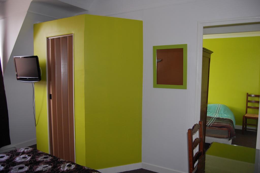 Hotel La Tour Sully-sur-Loire Habitación foto